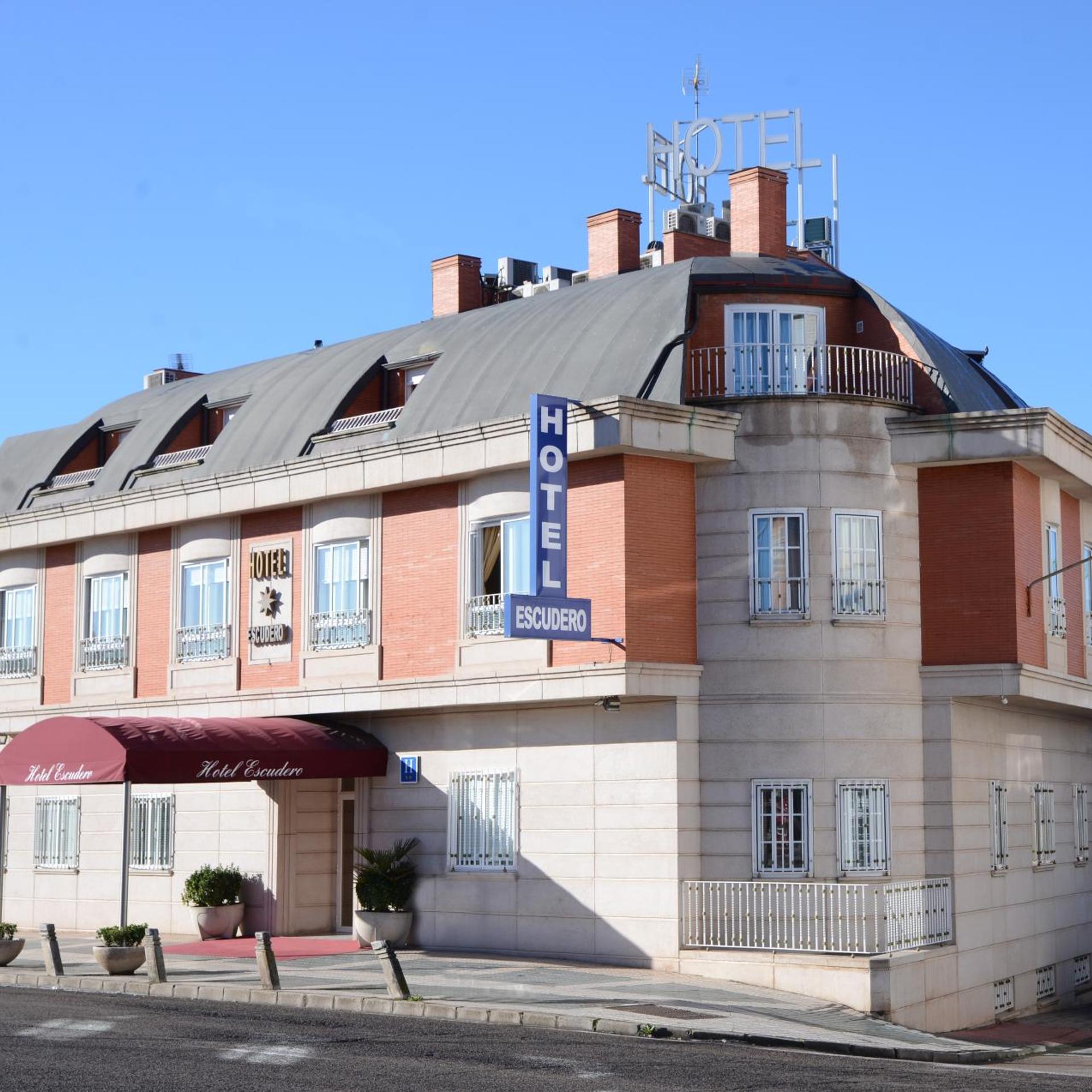 Hotel Escudero 4/58