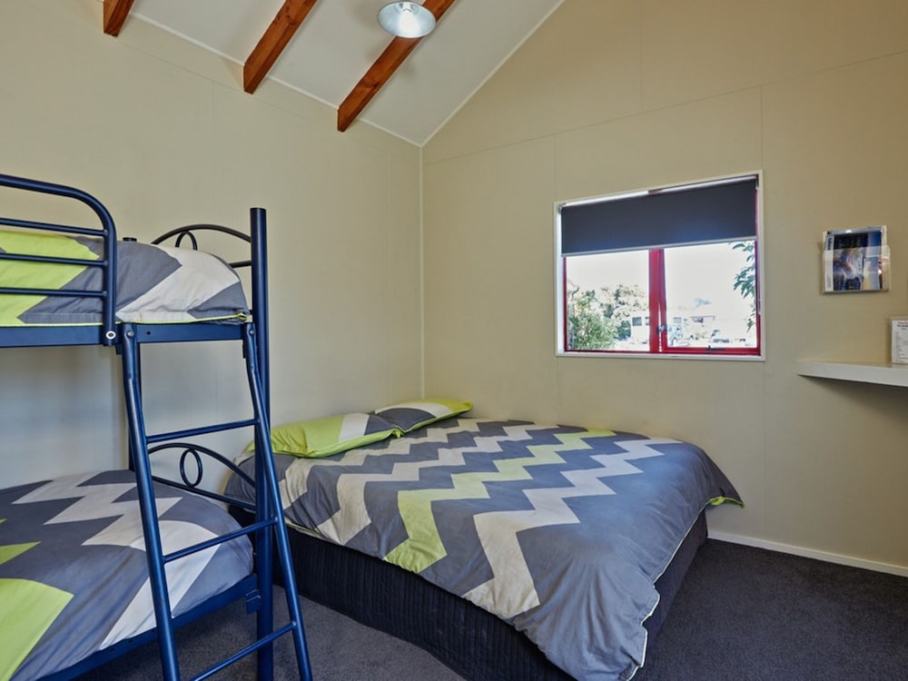 Kaikoura TOP 10 Holiday Park 12/75