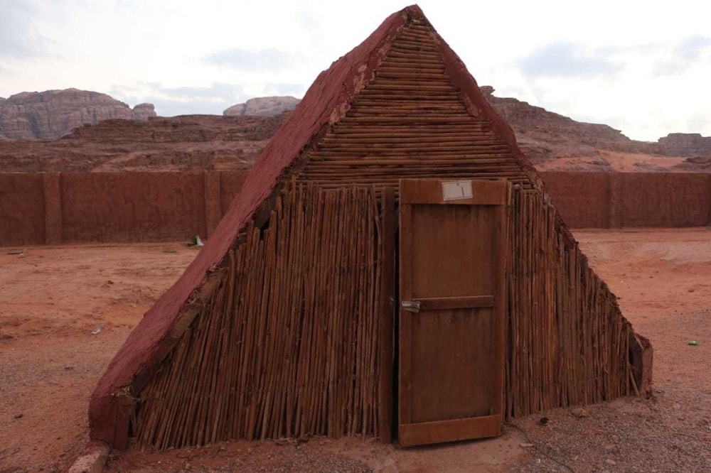Moon Valley Camp 33/37