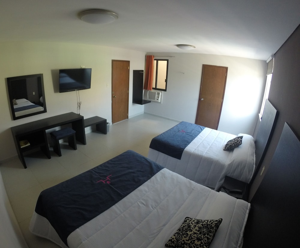 Hotel Haus Express 11/28
