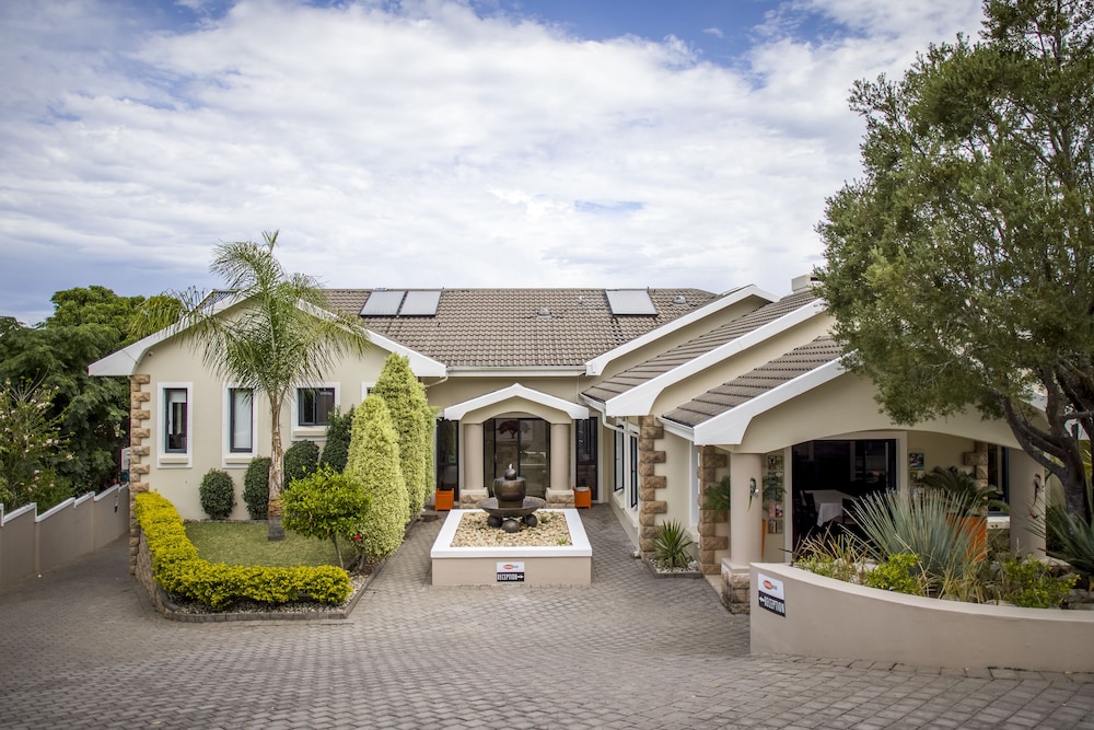 Orange Inn Knysna 2/46