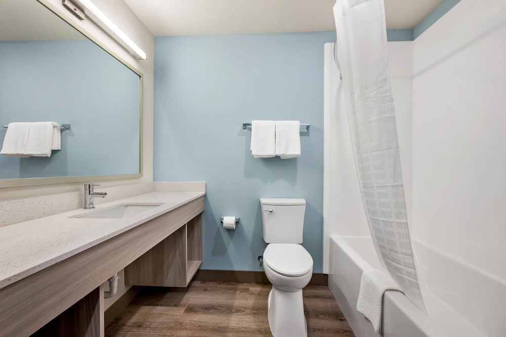 WoodSpring Suites Baton Rouge Airport 57/65