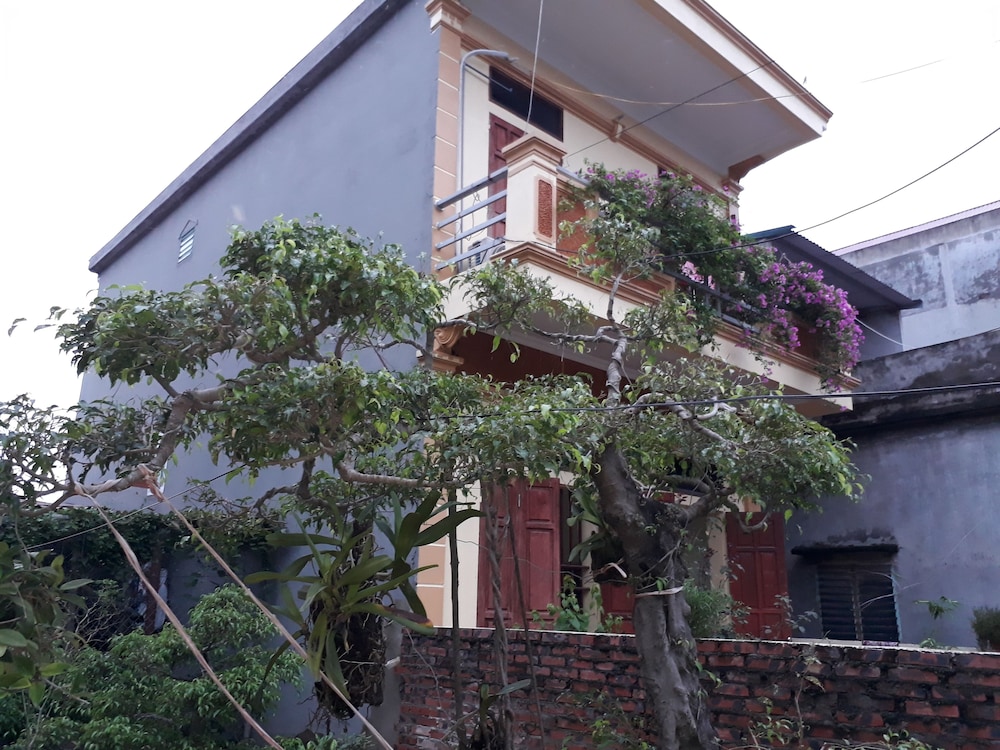 Tamcoc White Swan Hostel 4/48