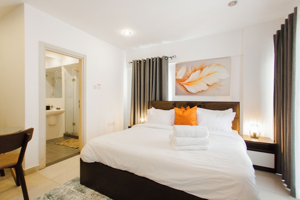 1 BEDROOM, EXCLUSIVE, APARTMENT
