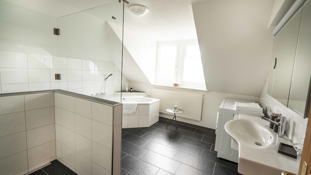 Lowenplatz Apartment Near Station By Airhome 30/33