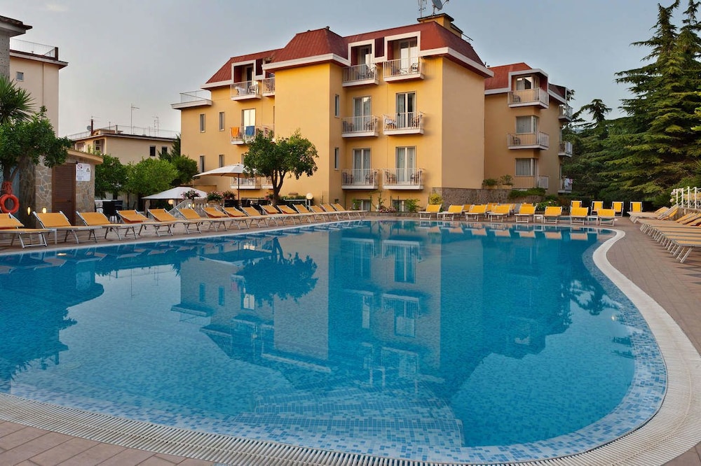 Grand Hotel Parco Del Sole 5/47