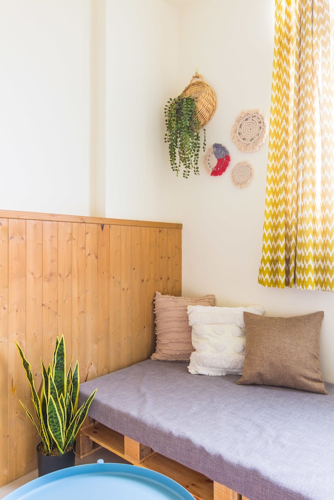 Cozy Green Guest House 7/49