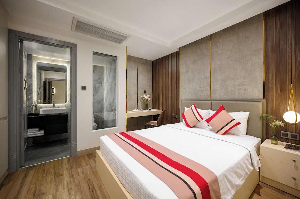 Acnos Hotel 9/50