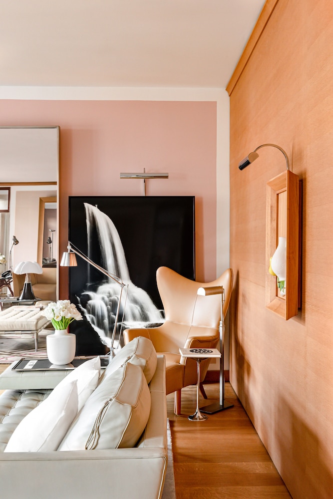 Le Royal Monceau Raffles Paris 57/80
