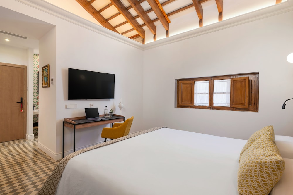 غرفة سوبيريور بسرير مزدوج، Hotel Can Quetglas 4/10