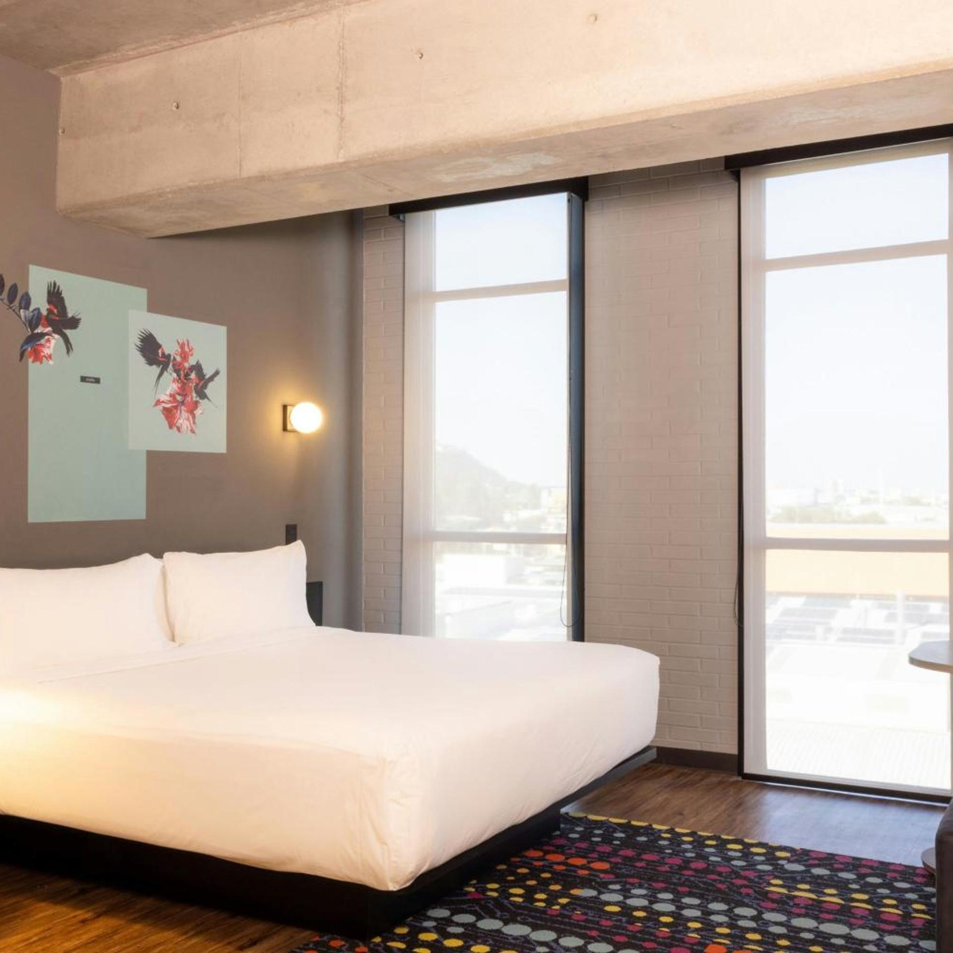 Aloft, Guest Room, King Bed