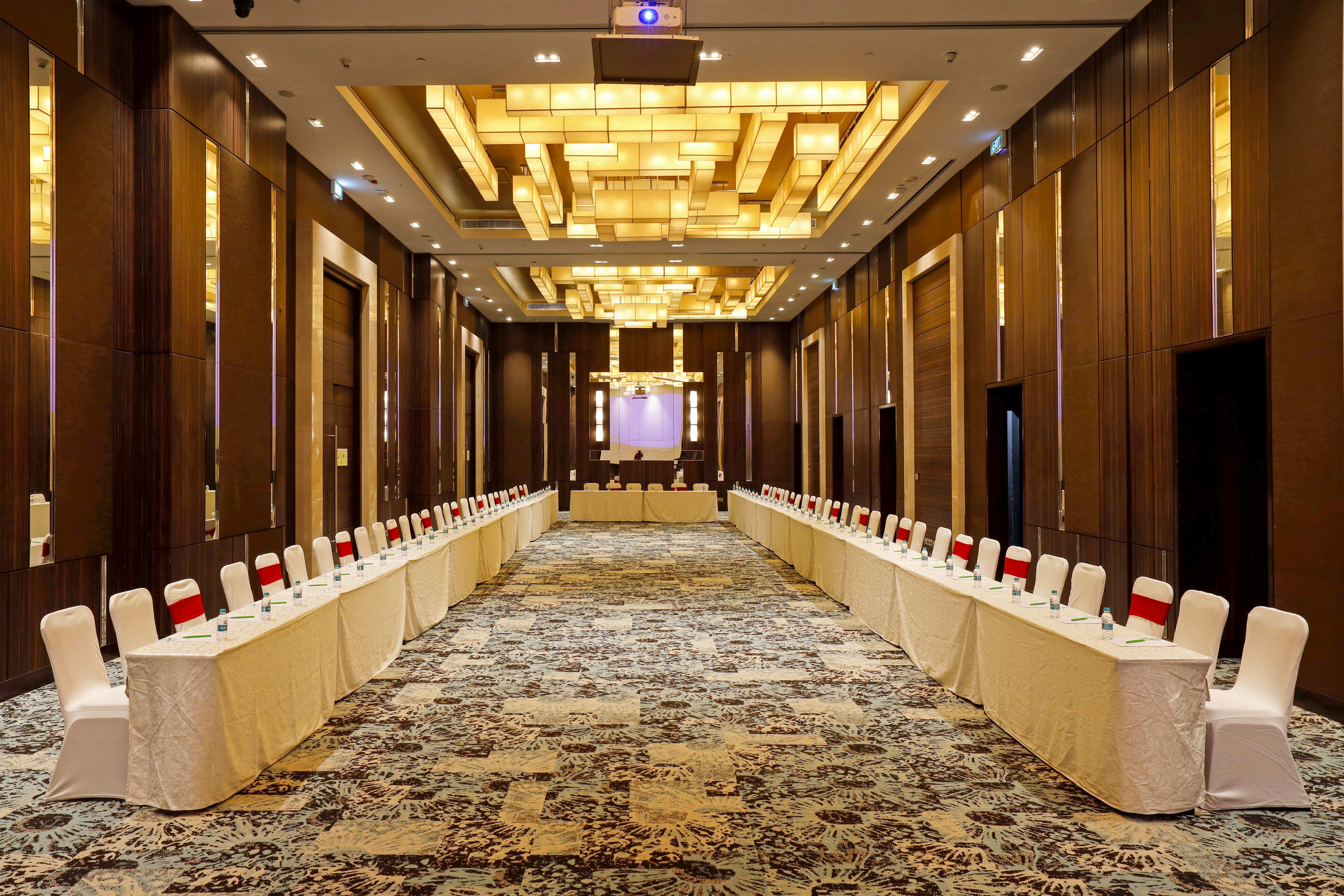 HOLIDAY INN CHENNAI OMR IT EXPRESSWAY 9/76