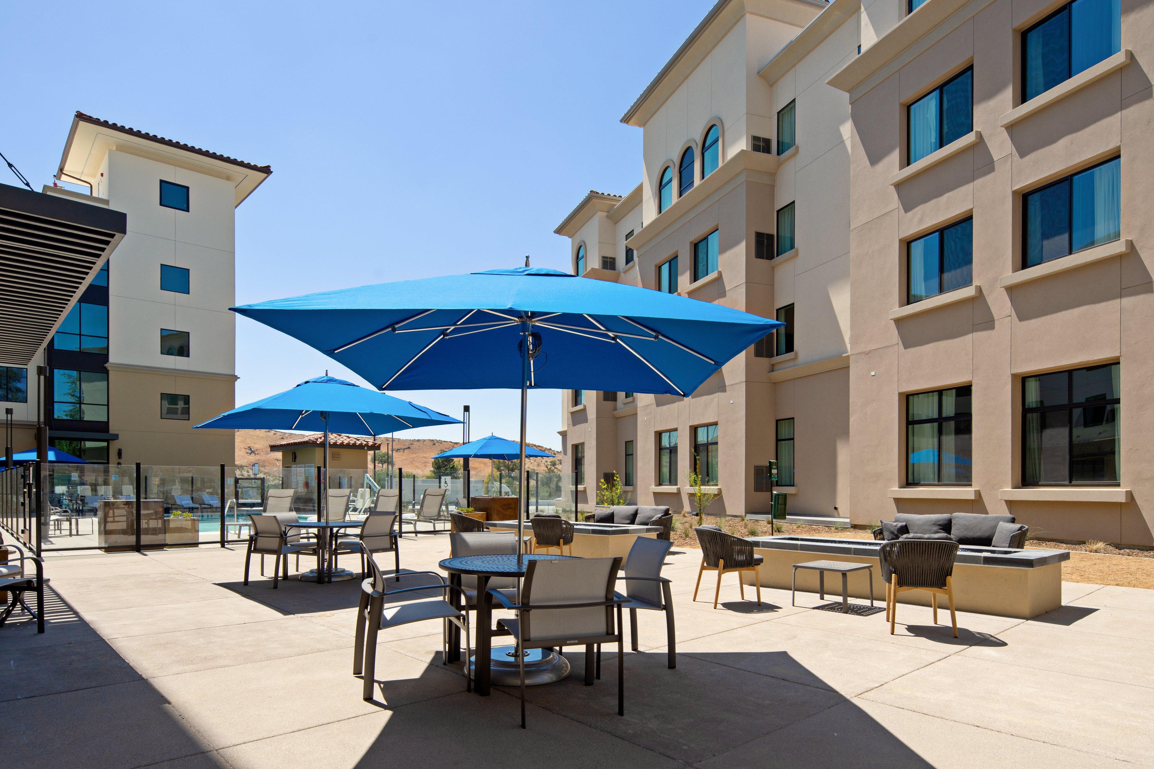Holiday Inn Express and Suites Valencia 40/50