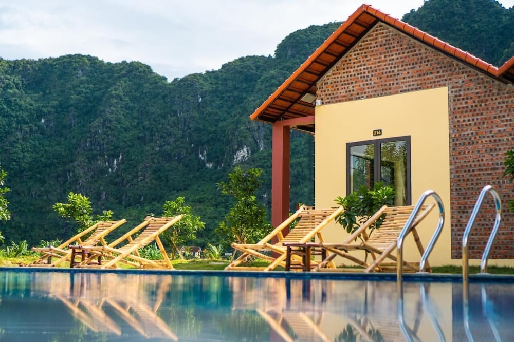 Trang An Retreat 20/70
