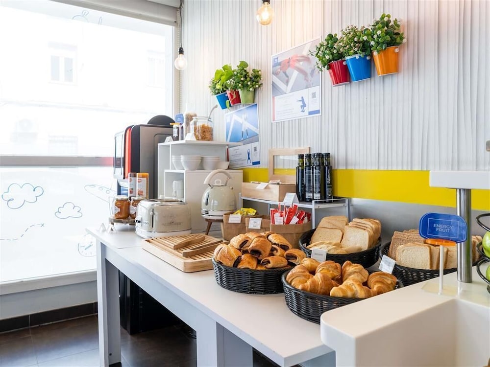 ibis budget Madrid Centro las Ventas 25/32