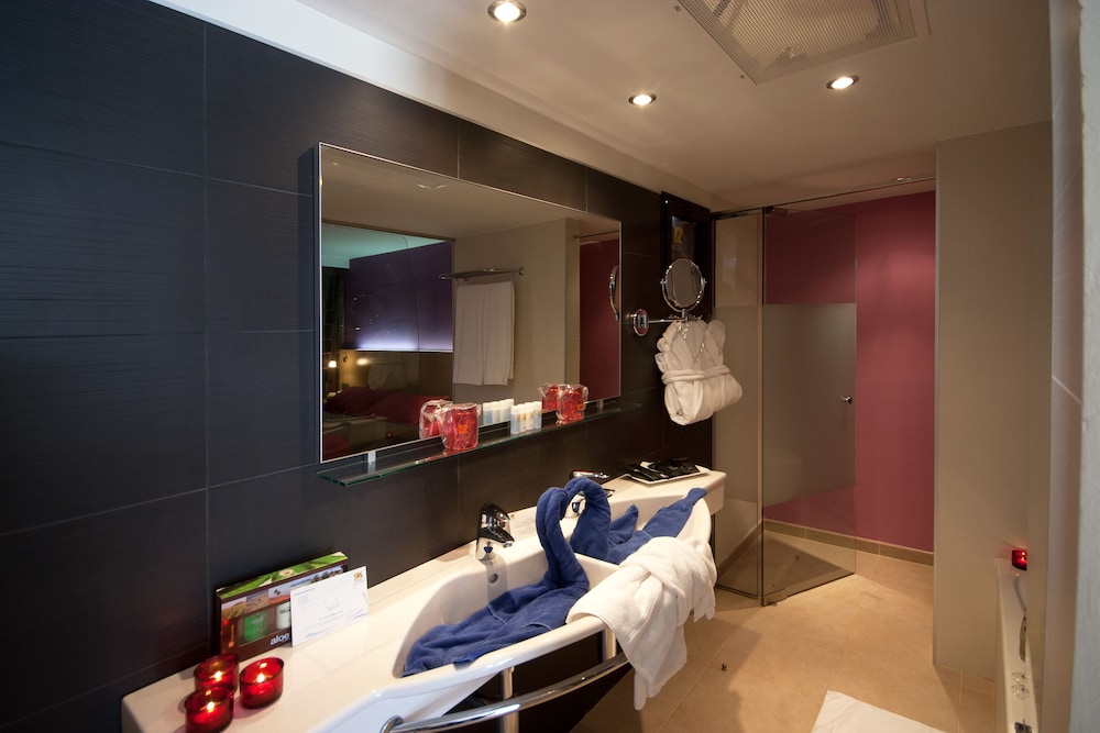 R2 Romantic Fantasia Dreams And Suites Hotel Adults Only 20/64