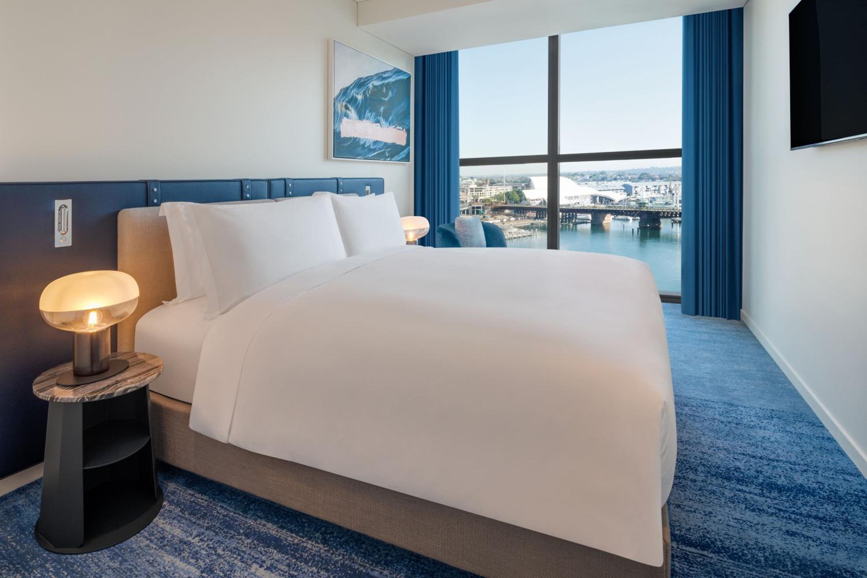 Deluxe, Studio, King Bed, 2 King Beds, Darling Harbour View