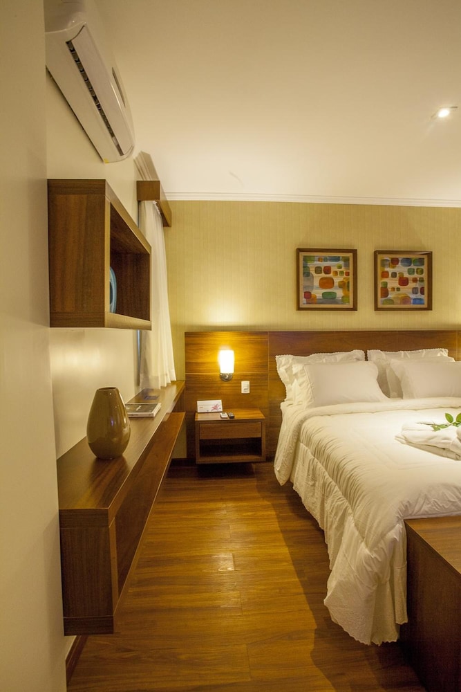 Sao Carlos Othon Suites 8/40