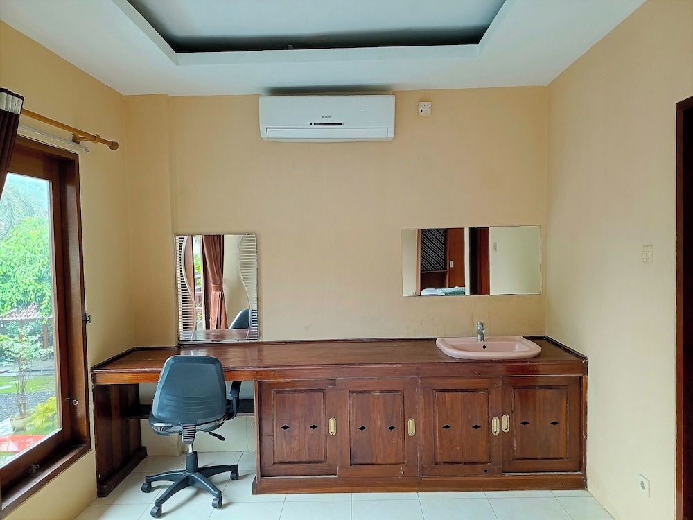 Melati Resort & Hotel 32/50