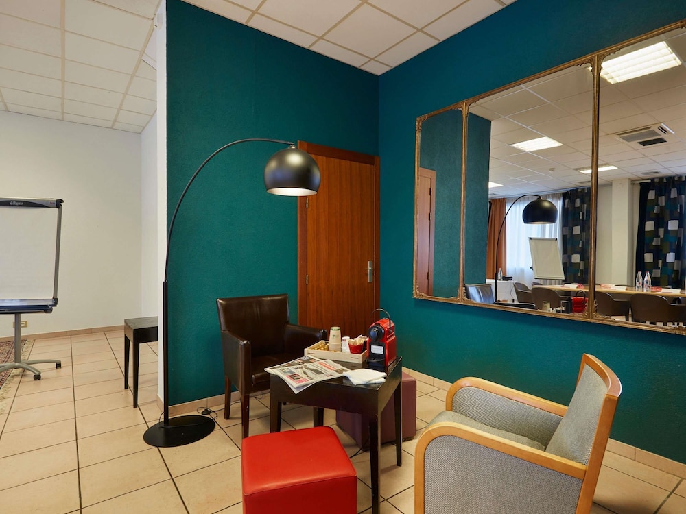 Ibis Annemasse 33/50