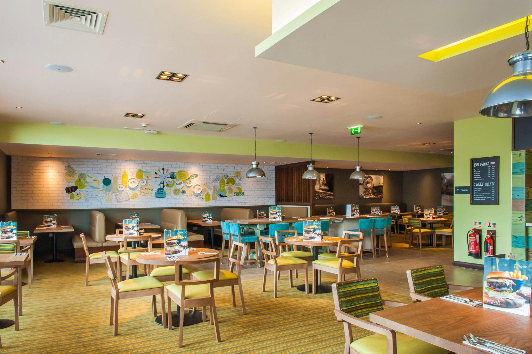 Premier Inn Luton Town Centre Hotel 22/24