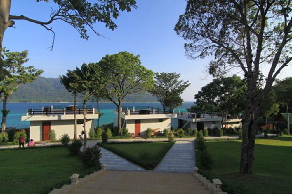 Mountain Resort Koh Lipe 61/70