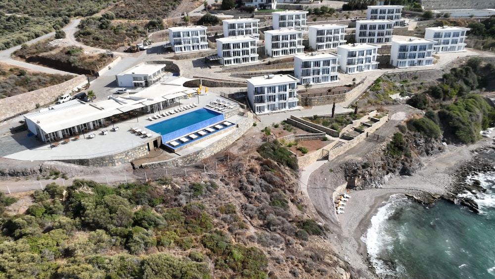 Ni Marin Hotel 37/40