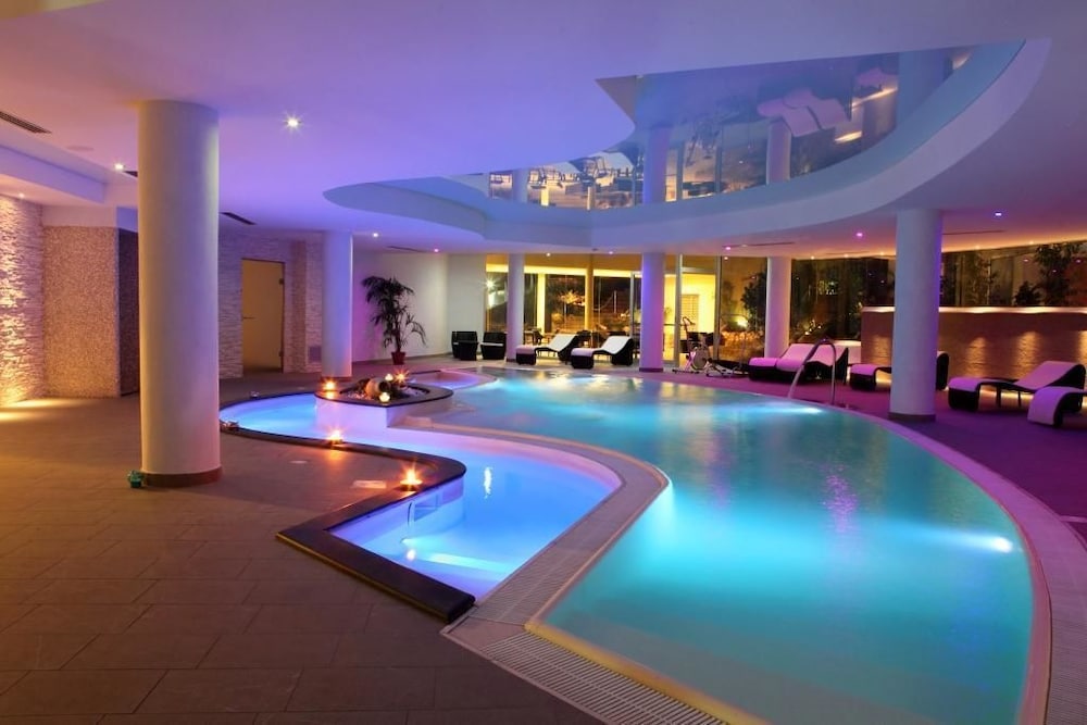 La Casarana Resort & Spa 25/50