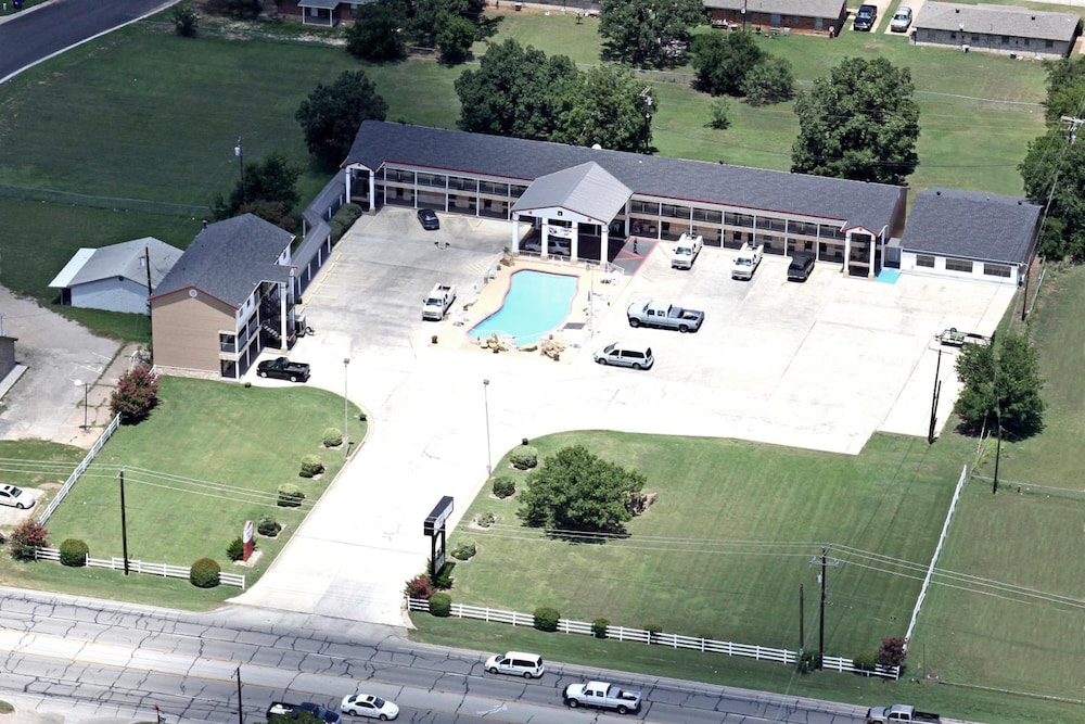 Knights Inn Mineral Wells 29/45