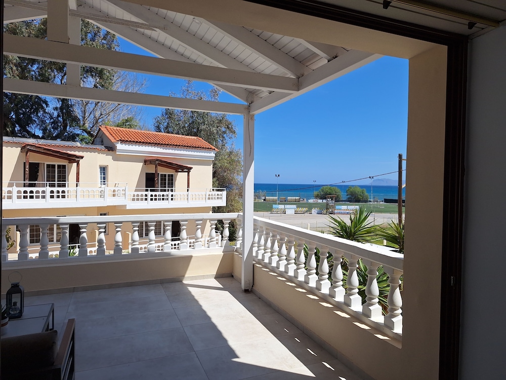 Perla Beach 53/60