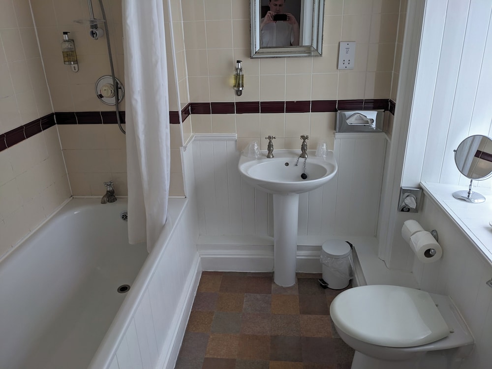 Maitlandfield House Hotel 47/54