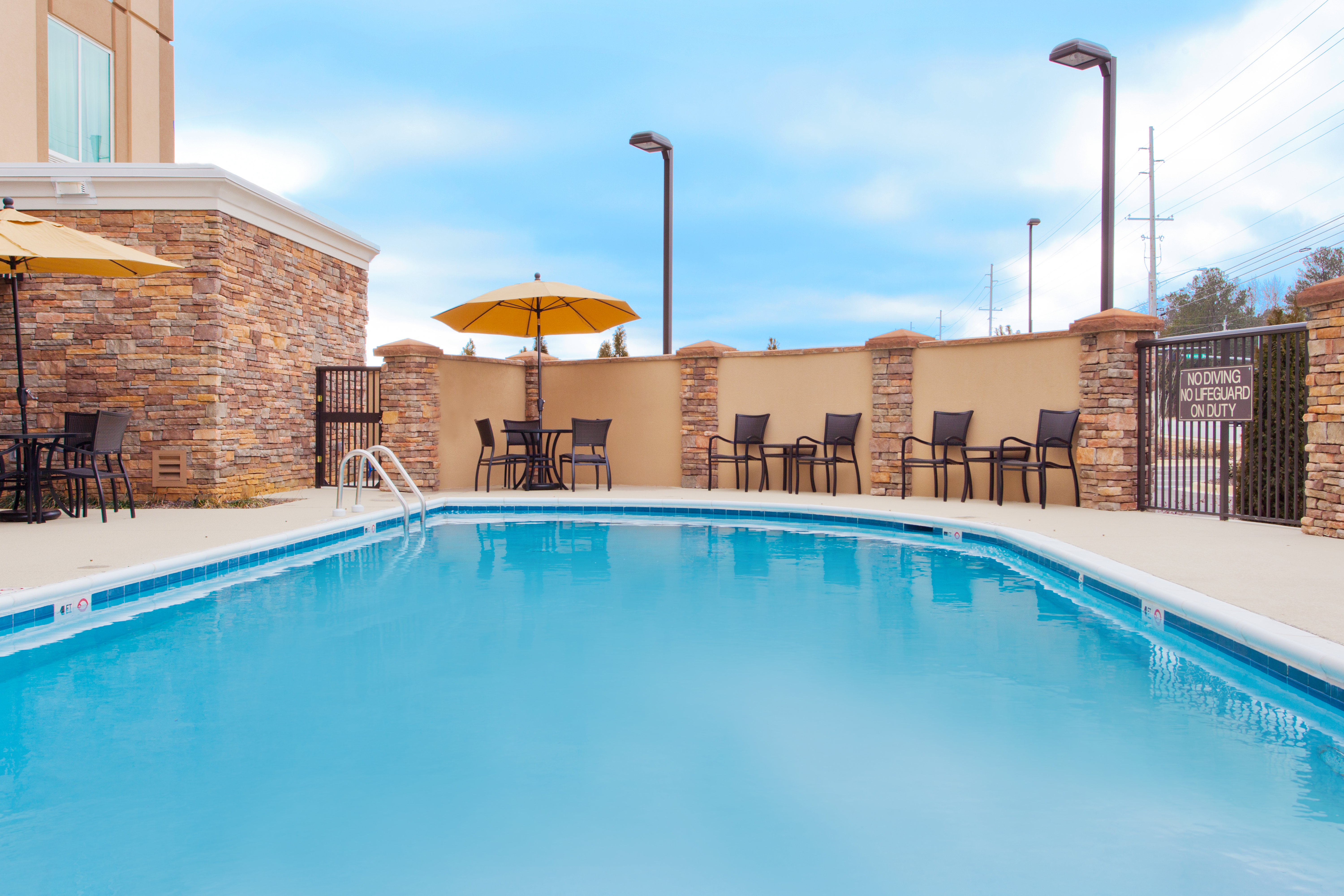 Holiday Inn Express Hotel And Suites Huntsville West Research Pk 9/70