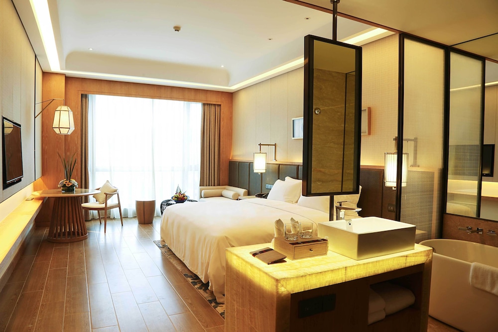 HARMAN HOTEL SANYA 12/50