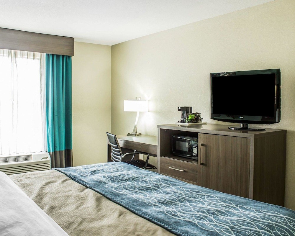 Comfort Inn Dunn 9/30