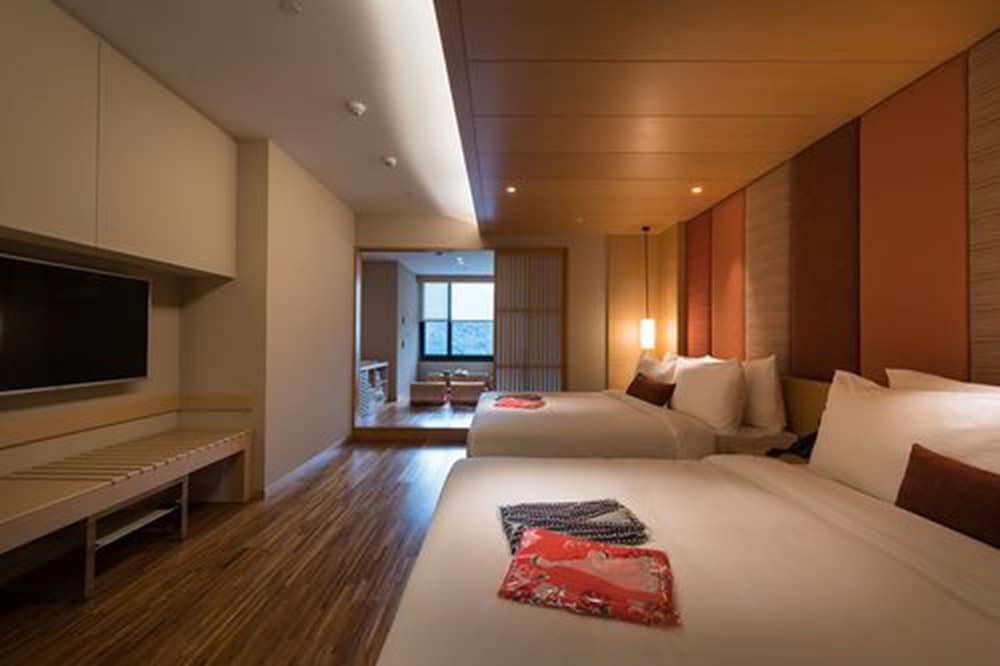 Asia Pacific Hotel Beitou 11/60