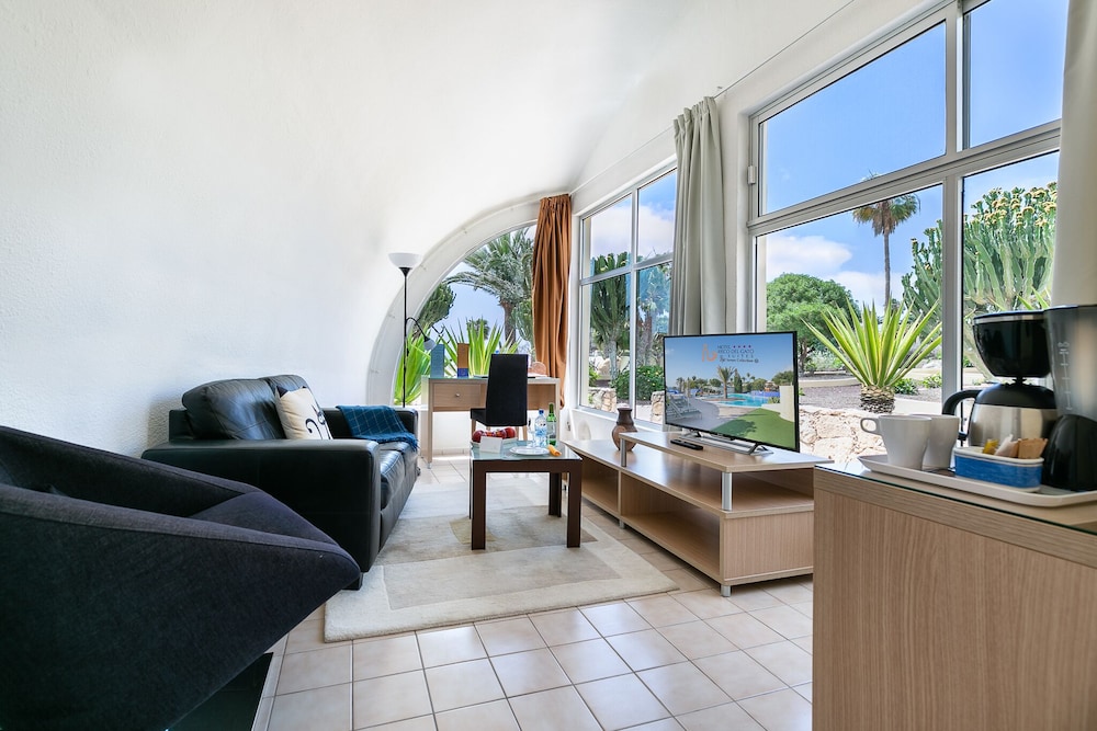 Hotel LIVVO Risco del Gato Suites 27/50