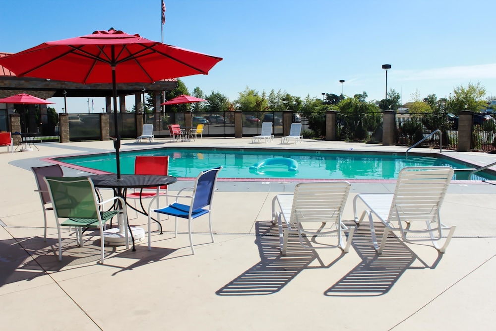 Best Western Plus Lake Front Hotel 3/51