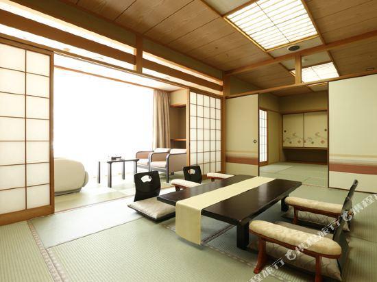 Yuamu 45/53