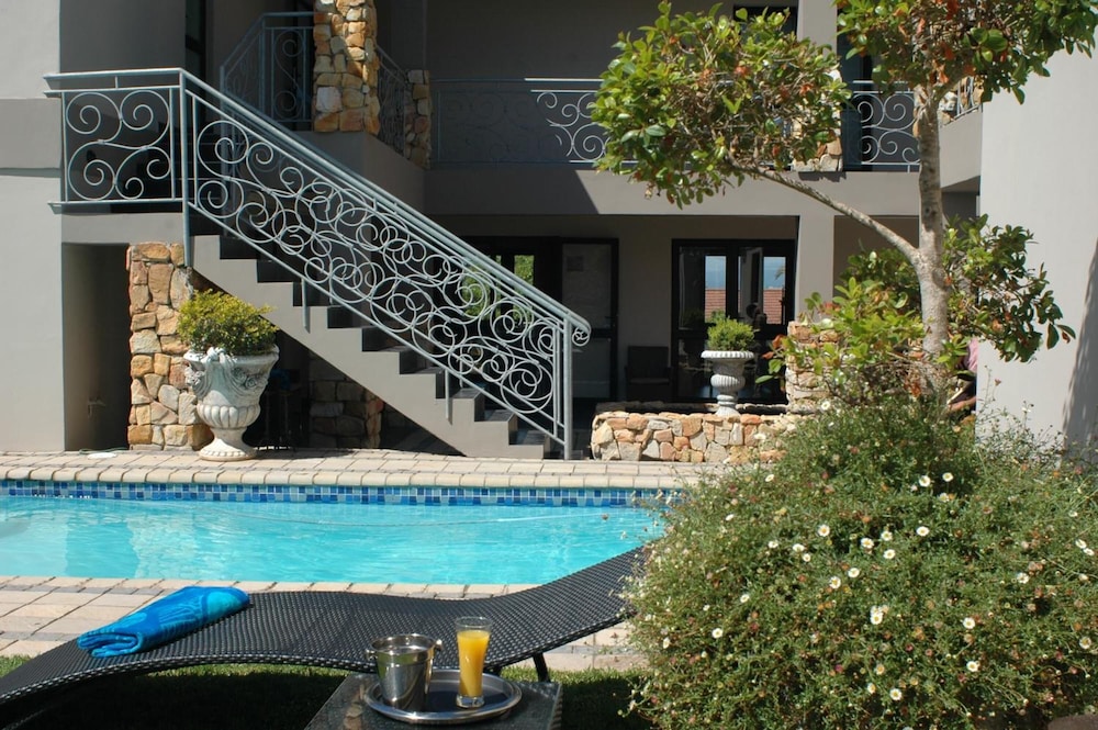 Stone Olive Guest House 4/50