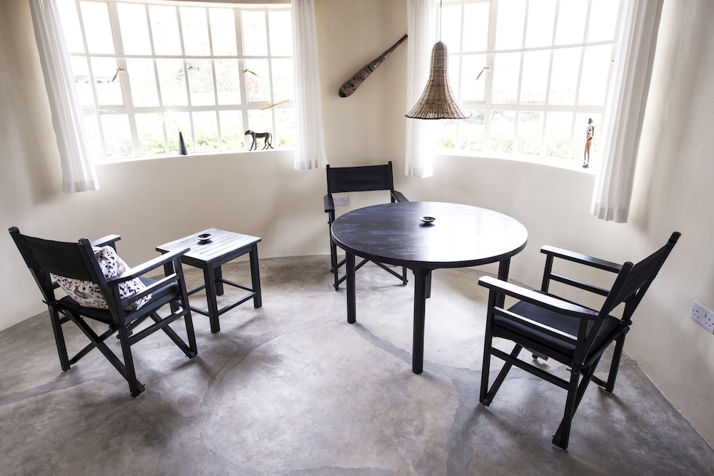 Nyati Hill Cottages 16/33