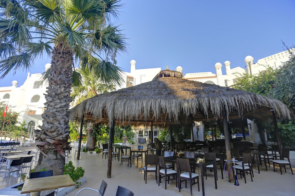 Caribbean World Hammamet Garden 12/80