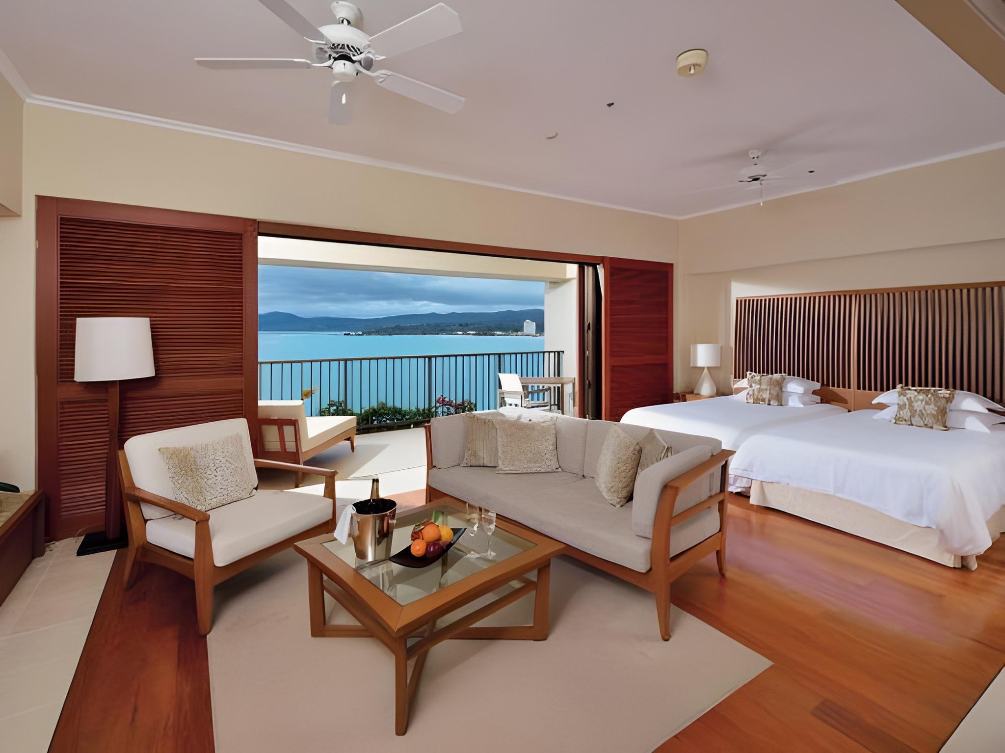 Club, Deluxe, Twin Beds, Ocean View