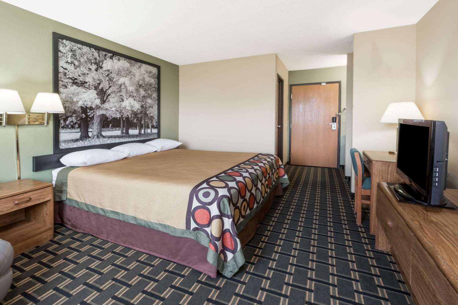 Super 8 By Wyndham Greenville 6/12