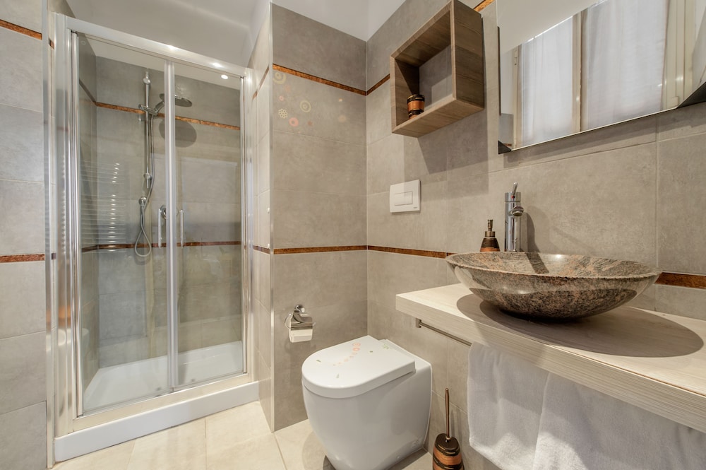 Il Sesto Suites Central 40/50