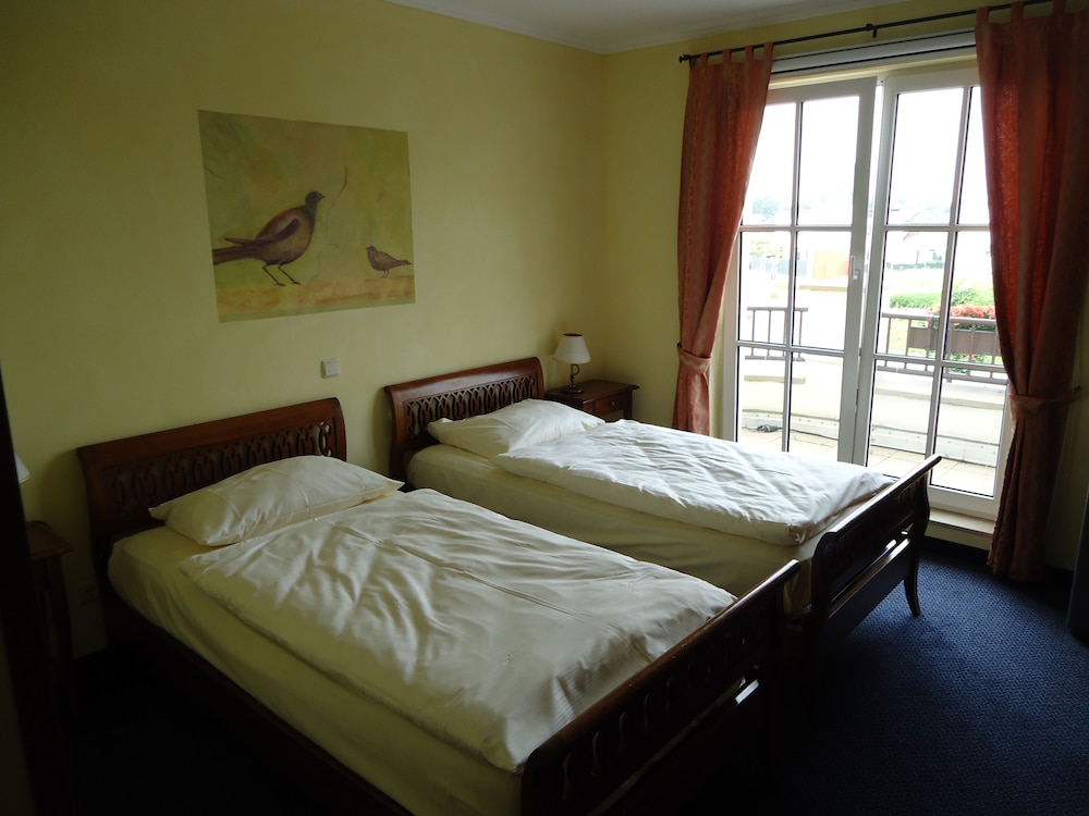 Comfort, King Bed, Hotel Landhaus Milser 2/4