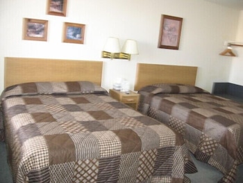 Little Bear Motel 5/43