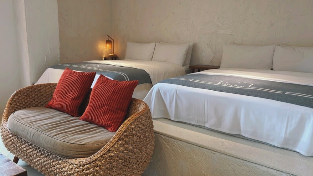 LUXURY, QUADRUPLE, 2 DOUBLE BEDS