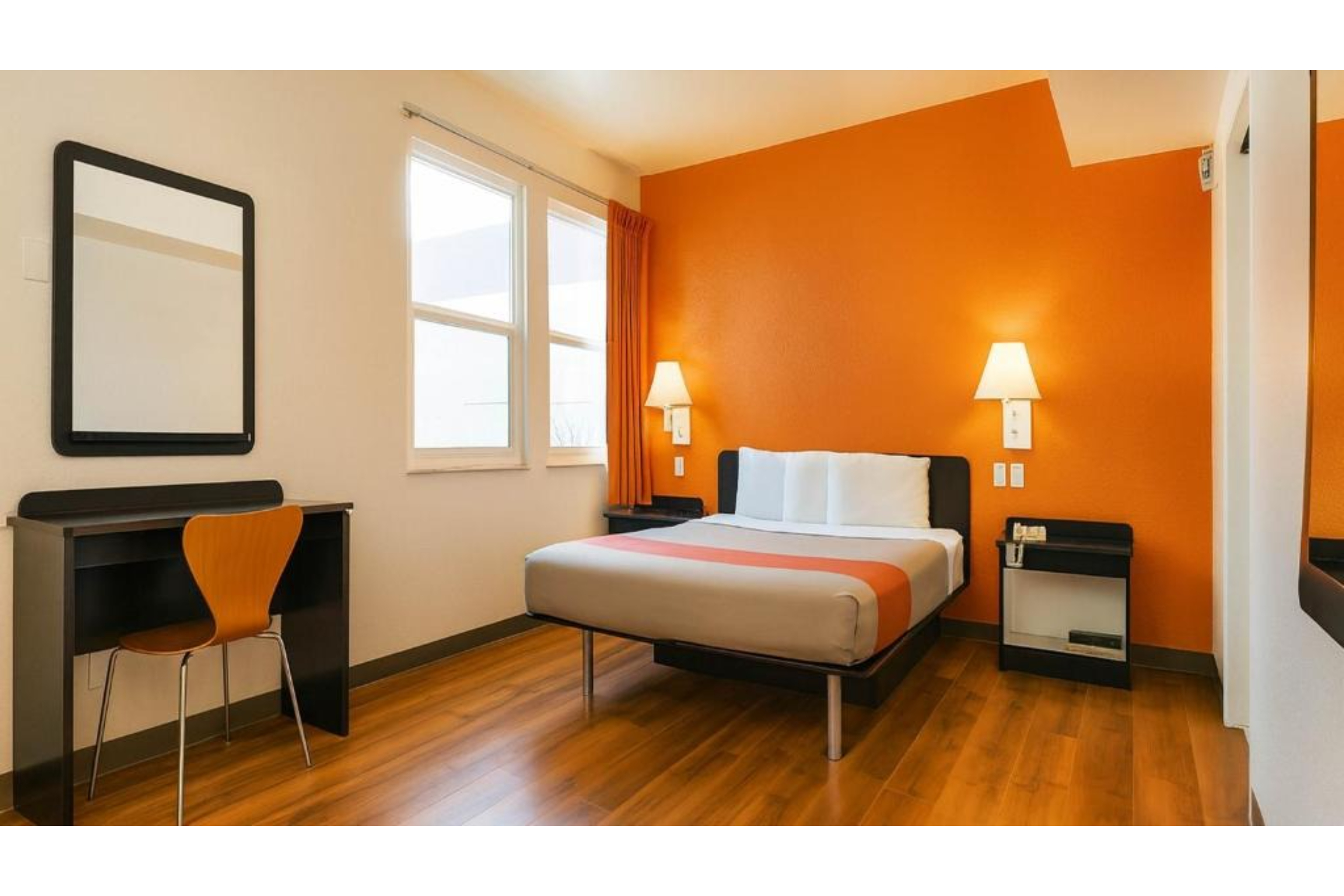 Room, Double Bed