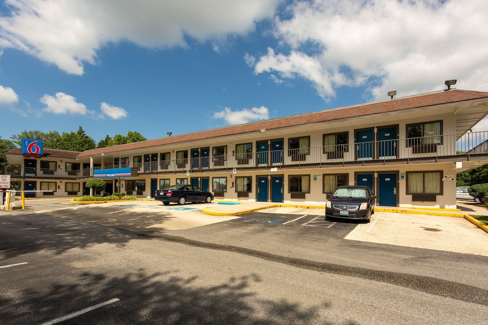 Motel6 Camp Springs, DC - South Camp Springs 33/43
