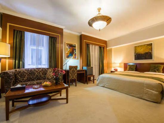Todays International Hotel 14/24